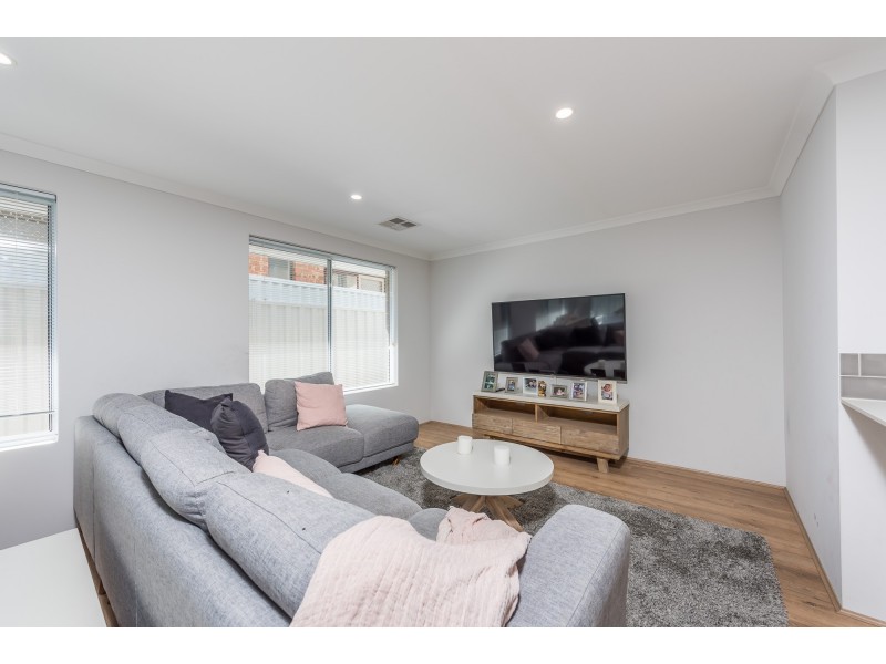 4B Methuen Way, Duncraig WA 6023