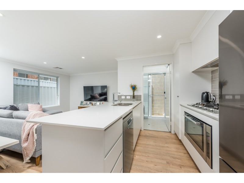 4B Methuen Way, Duncraig WA 6023