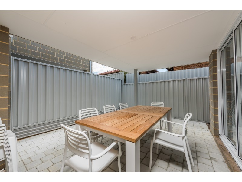 4B Methuen Way, Duncraig WA 6023