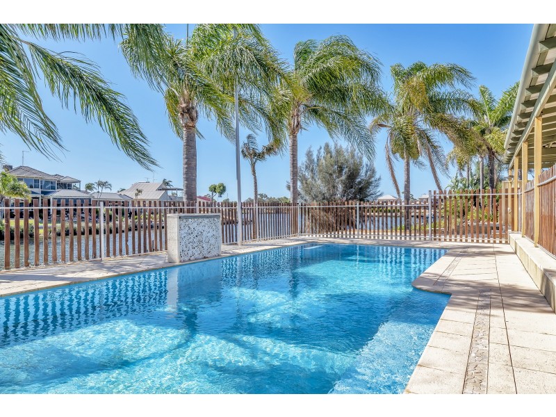 9 Robertson Grove, South Yunderup WA 6208
