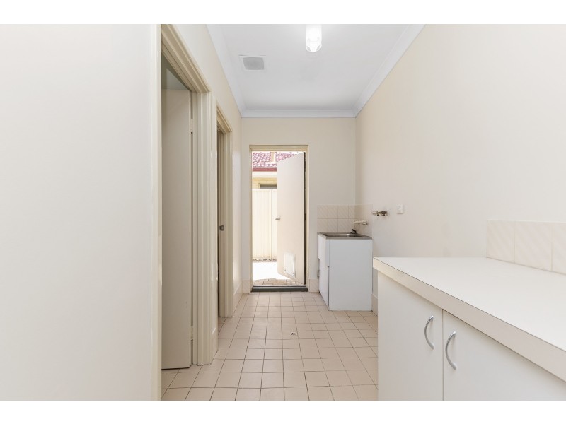 9 Robertson Grove, South Yunderup WA 6208