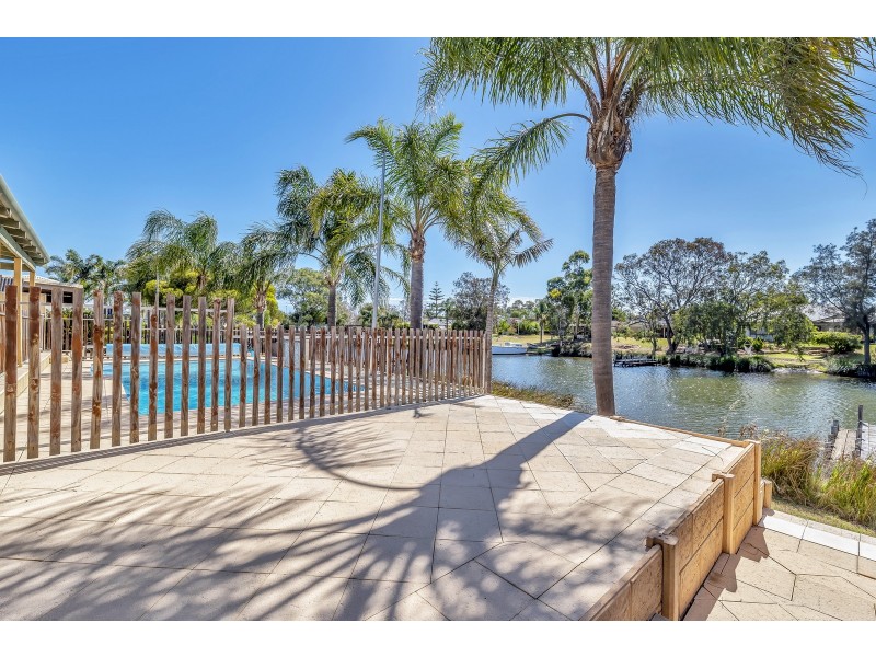 9 Robertson Grove, South Yunderup WA 6208