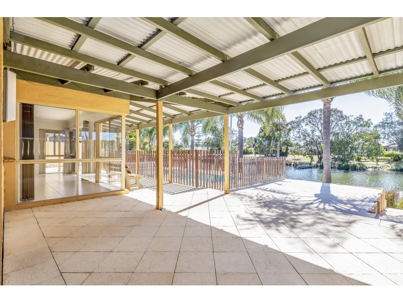 9 Robertson Grove, South Yunderup WA 6208