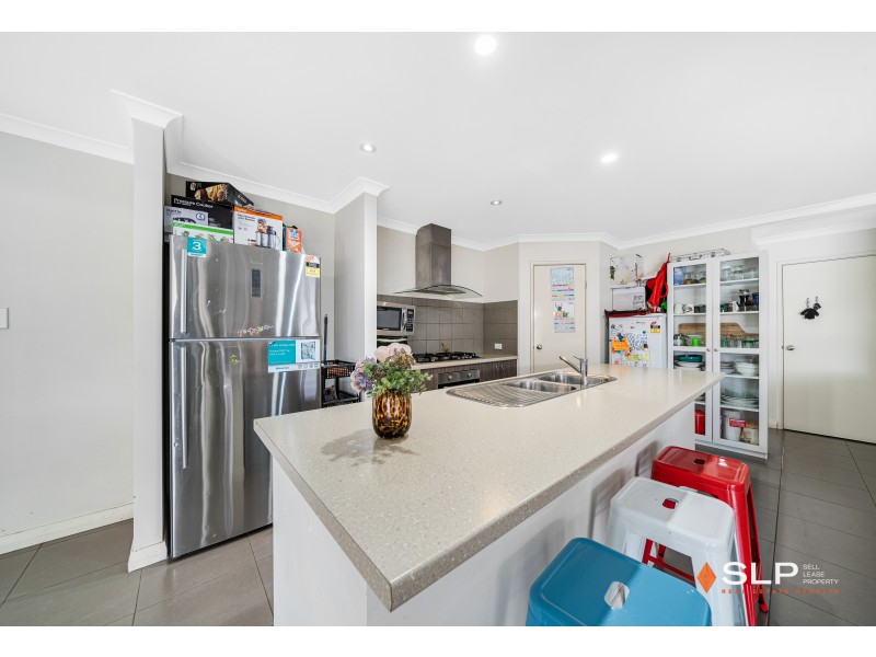 35 Pierre Bend, Ellenbrook WA 6069