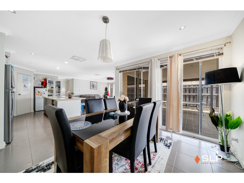 35 Pierre Bend, Ellenbrook WA 6069
