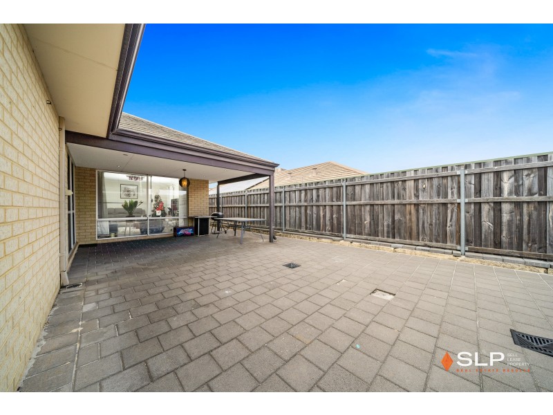 35 Pierre Bend, Ellenbrook WA 6069