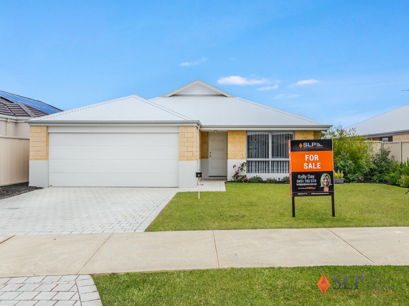 8 Arnside Bend, Waikiki WA 6169
