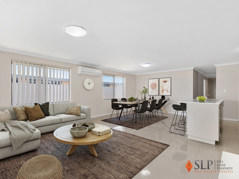 8 Arnside Bend, Waikiki WA 6169