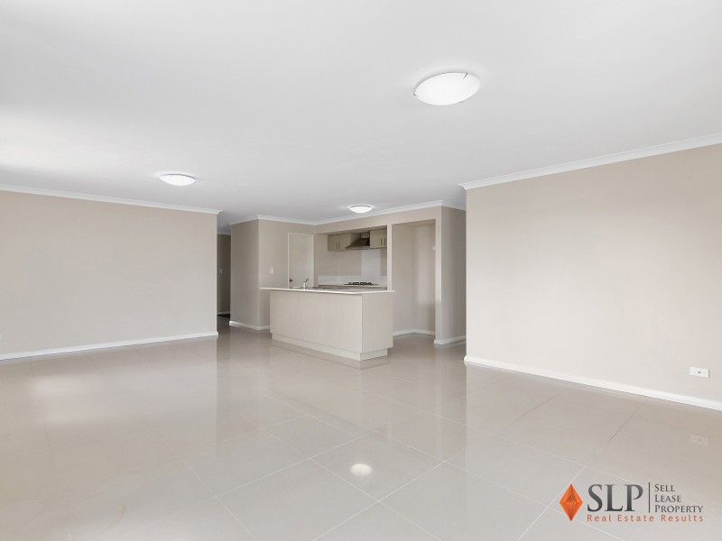 8 Arnside Bend, Waikiki WA 6169