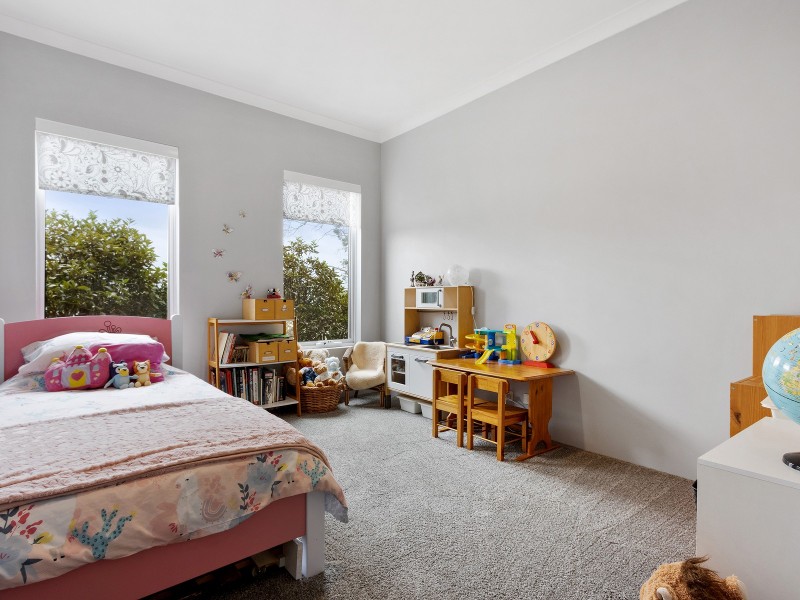 12 McKenzie Corner, Bertram WA 6167