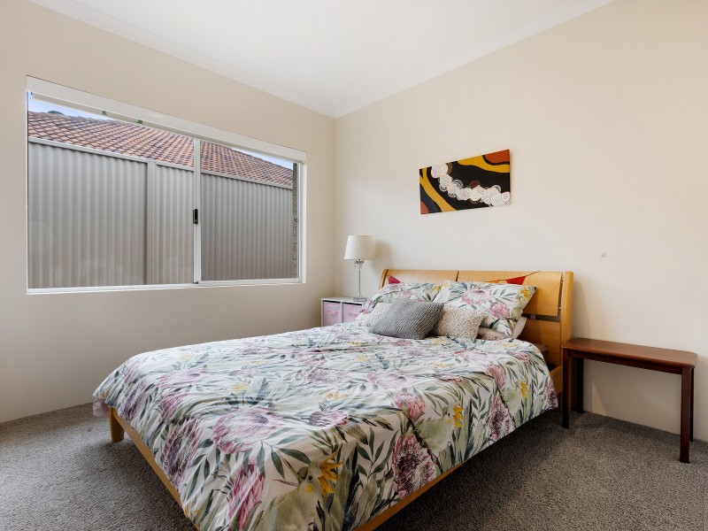 12 McKenzie Corner, Bertram WA 6167