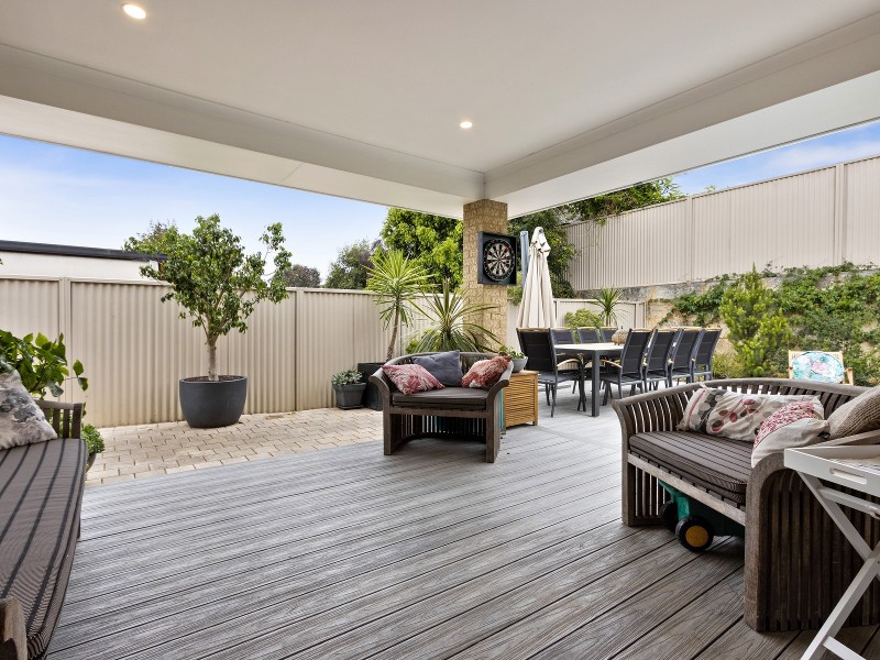 12 McKenzie Corner, Bertram WA 6167