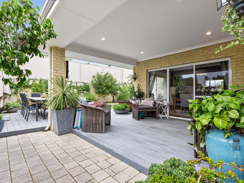 12 McKenzie Corner, Bertram WA 6167