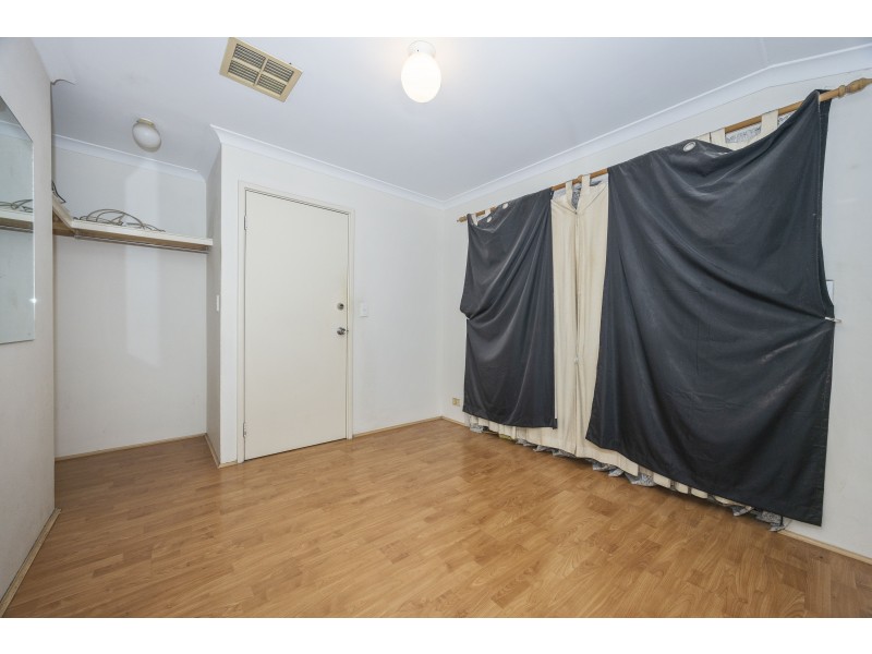 16 Wenstead Place, Stratton WA 6056