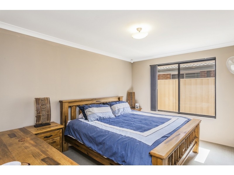 9 Dewsbury Drive, Bertram WA 6167