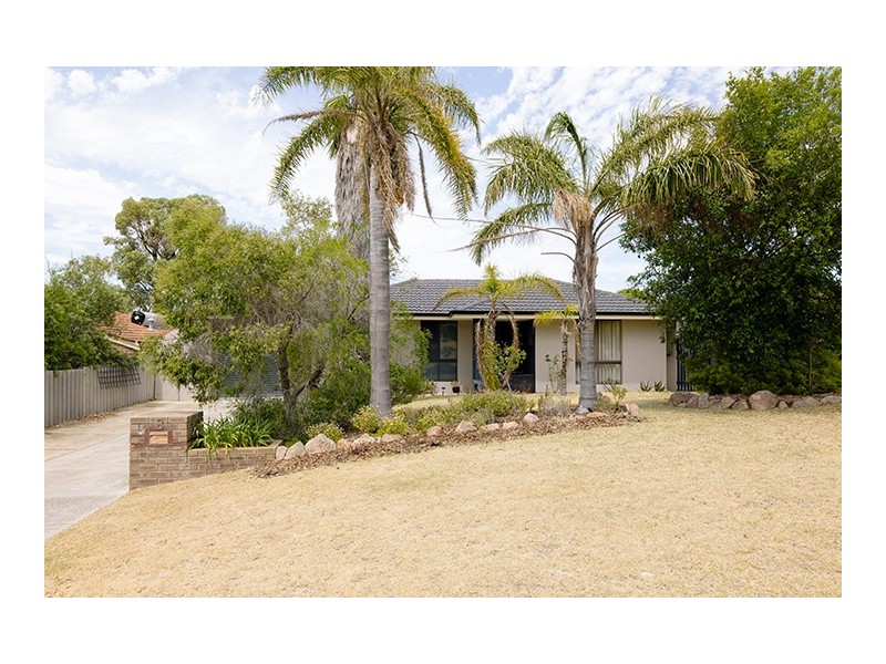 8 Grevillea Way, Heathridge WA 6027