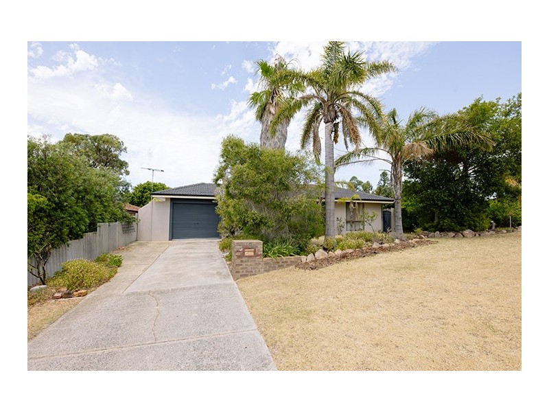 8 Grevillea Way, Heathridge WA 6027