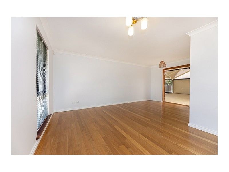 8 Grevillea Way, Heathridge WA 6027