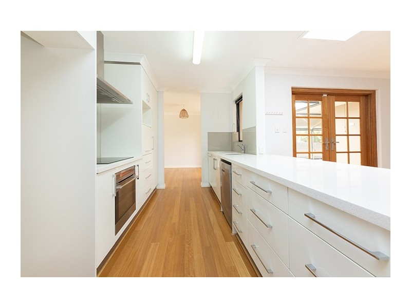 8 Grevillea Way, Heathridge WA 6027