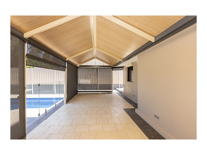 8 Grevillea Way, Heathridge WA 6027