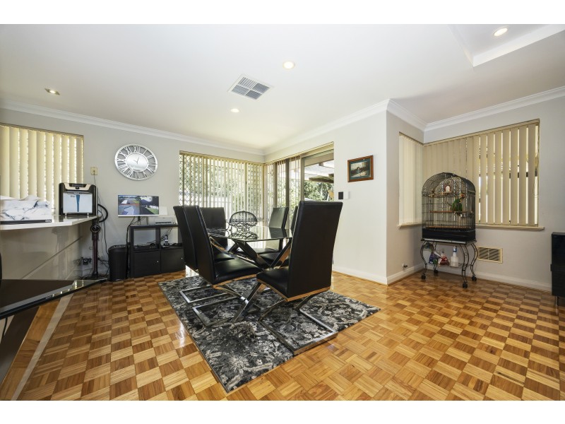 18 Silkwood Way, Beechboro WA 6063