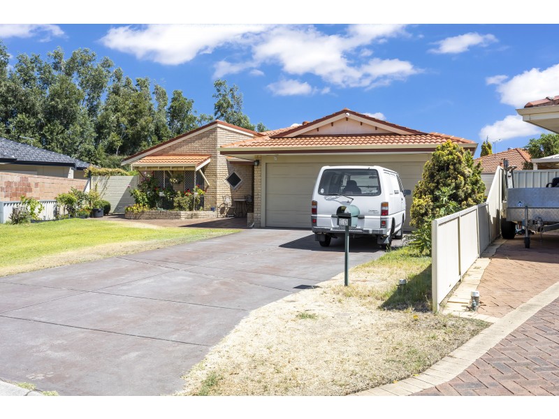 18 Silkwood Way, Beechboro WA 6063