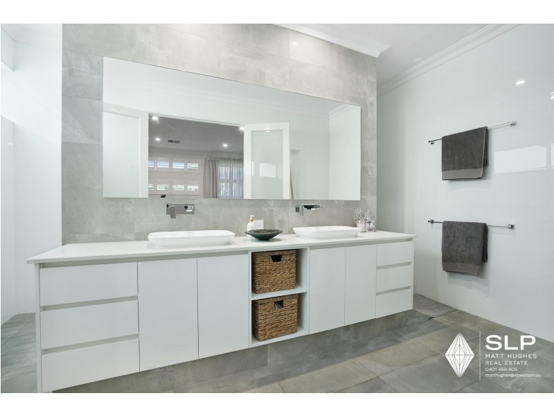 17 Warren Road, Yokine WA 6060