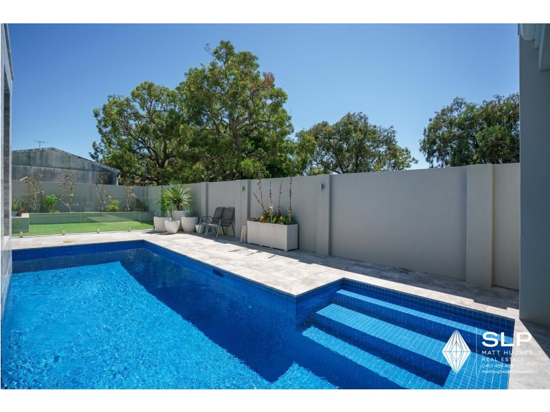 17 Warren Road, Yokine WA 6060