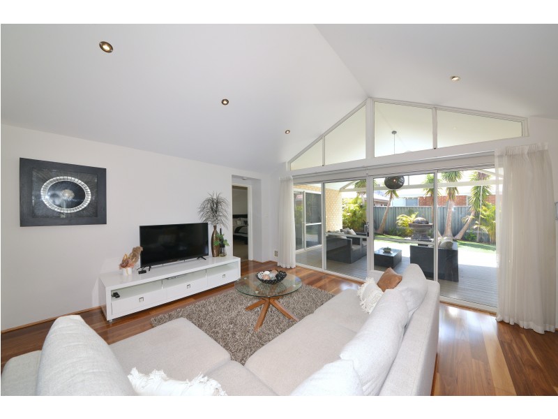 12 Solander Street, Harrisdale WA 6112