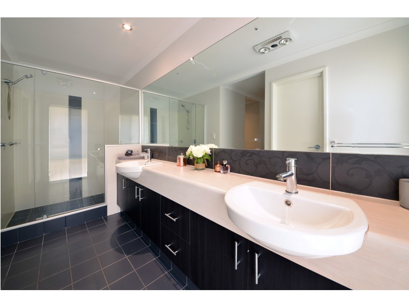 12 Solander Street, Harrisdale WA 6112