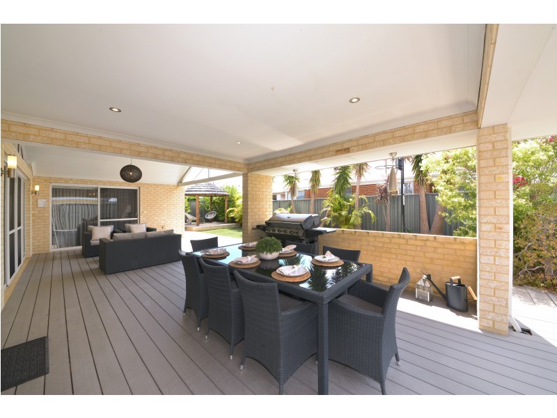 12 Solander Street, Harrisdale WA 6112