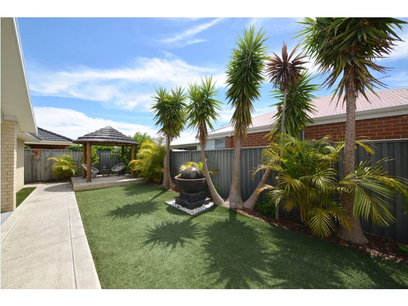 12 Solander Street, Harrisdale WA 6112