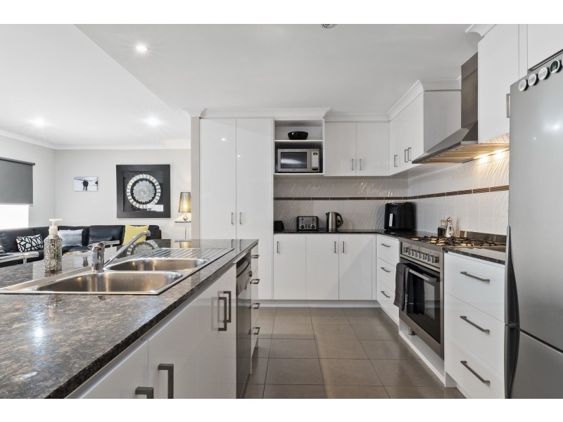 6A Brockman Street, Falcon WA 6210