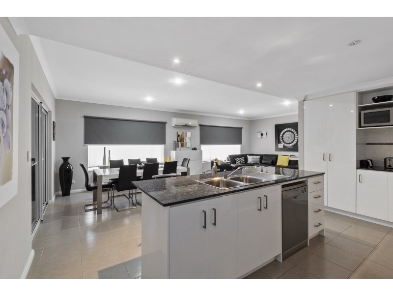 6A Brockman Street, Falcon WA 6210