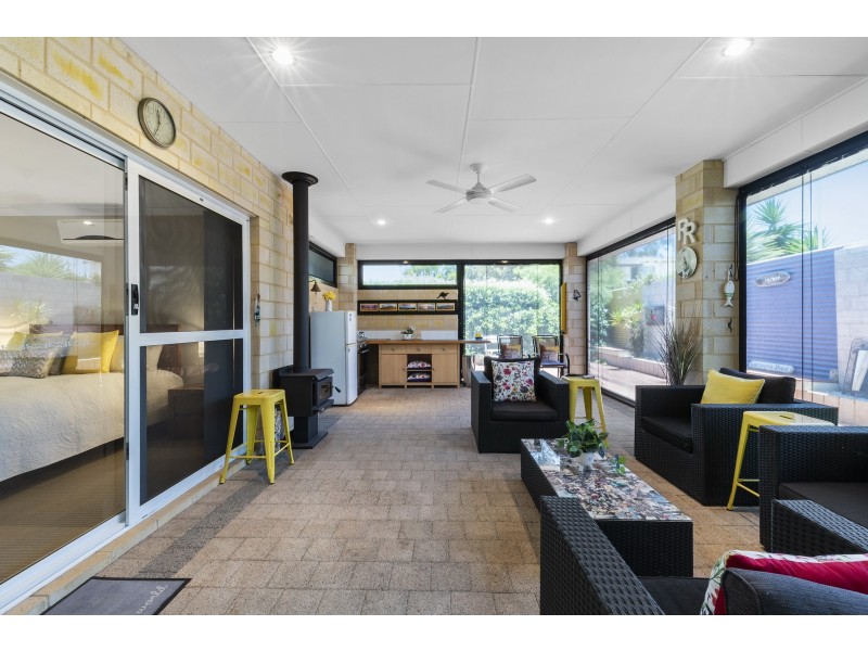 6A Brockman Street, Falcon WA 6210