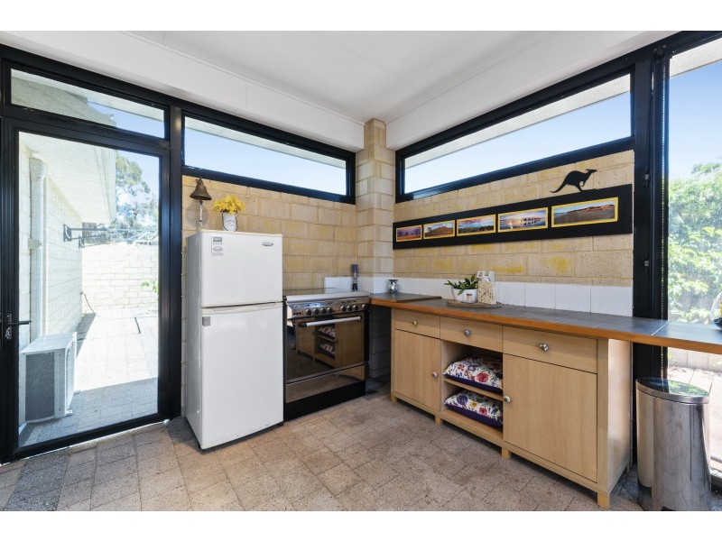 6A Brockman Street, Falcon WA 6210