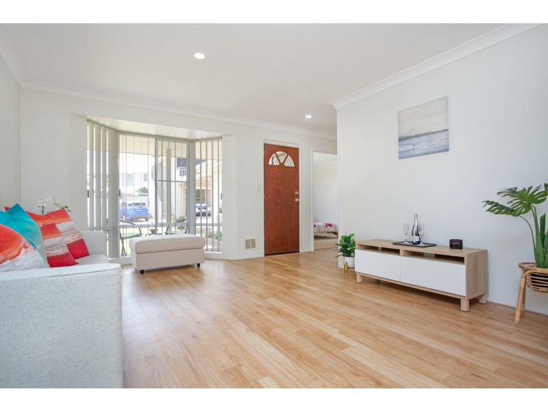 9/19 Flora Terrace, Watermans Bay WA 6020