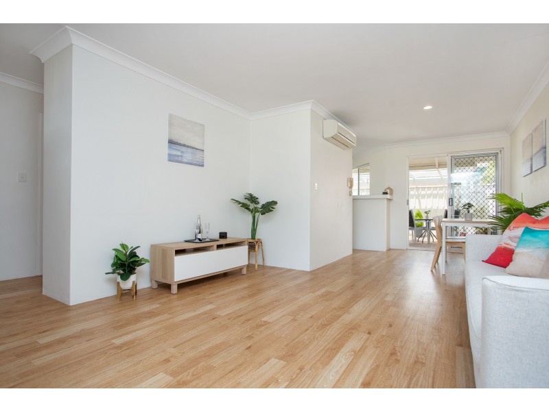 9/19 Flora Terrace, Watermans Bay WA 6020