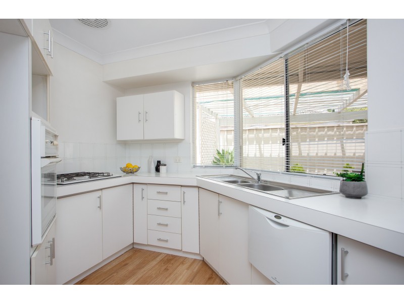 9/19 Flora Terrace, Watermans Bay WA 6020