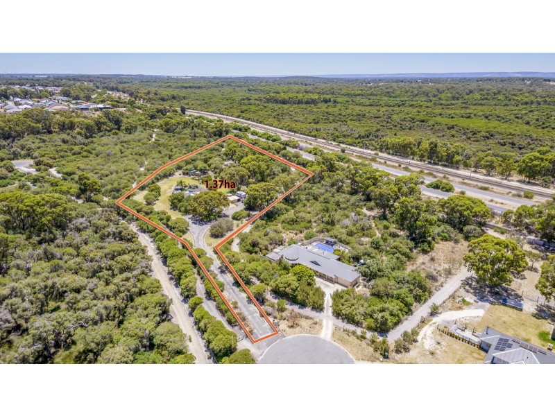 44 Trenant Park Gardens, Golden Bay WA 6174