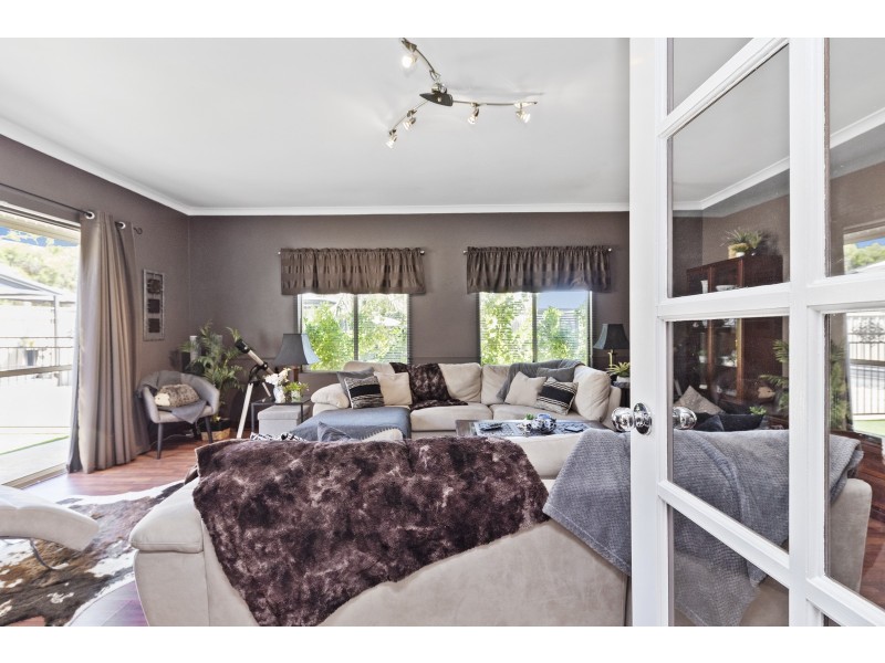 44 Trenant Park Gardens, Golden Bay WA 6174