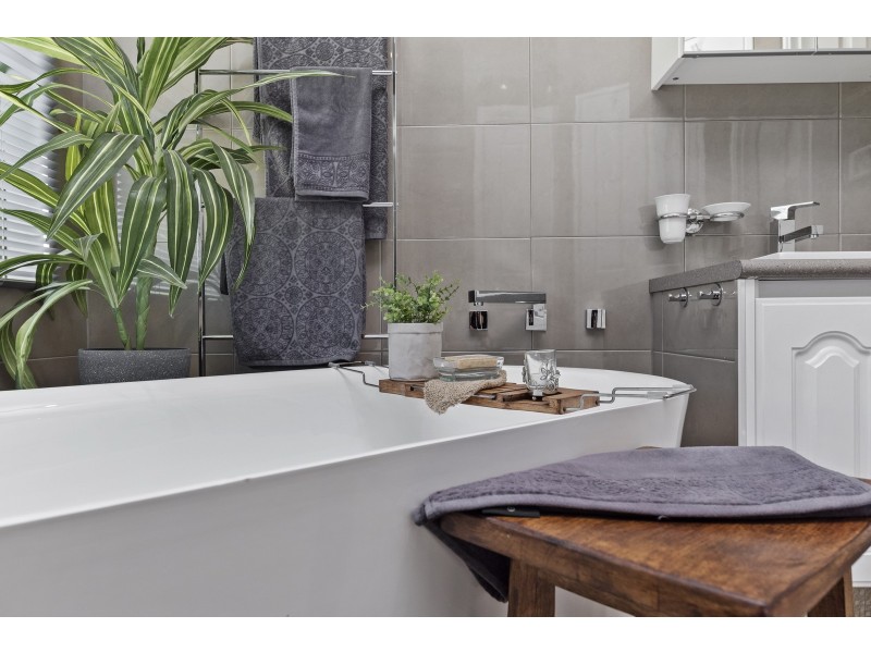 44 Trenant Park Gardens, Golden Bay WA 6174