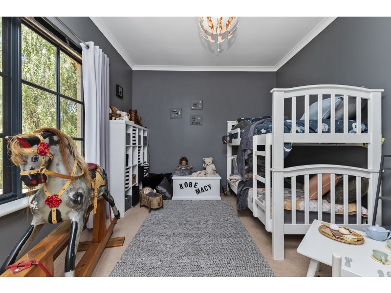 44 Trenant Park Gardens, Golden Bay WA 6174