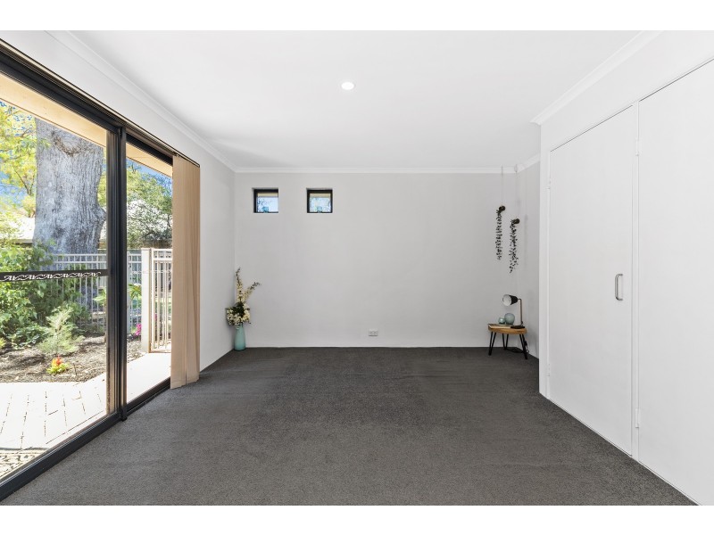 3/1 Mariners Cove Drive, Dudley Park WA 6210