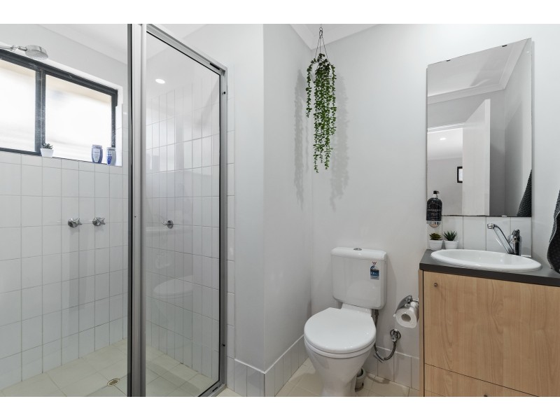 3/1 Mariners Cove Drive, Dudley Park WA 6210