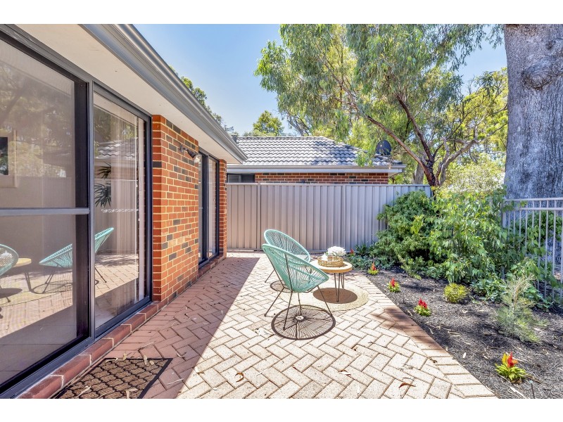 3/1 Mariners Cove Drive, Dudley Park WA 6210