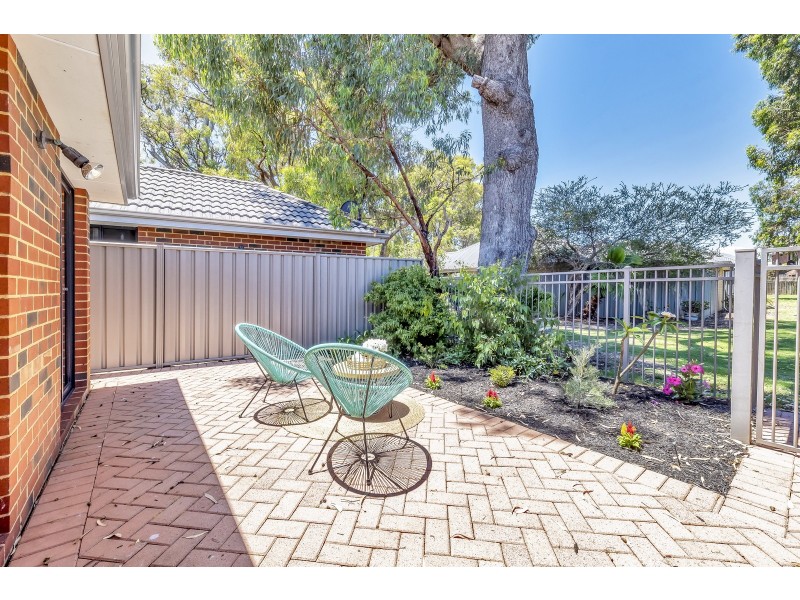 3/1 Mariners Cove Drive, Dudley Park WA 6210