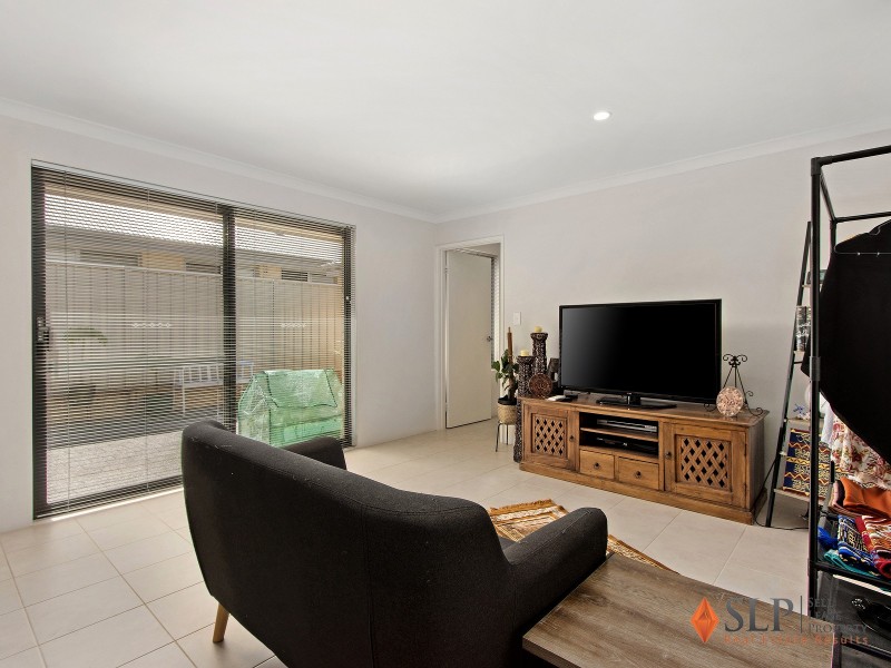 76 Adelong Avenue, Golden Bay WA 6174