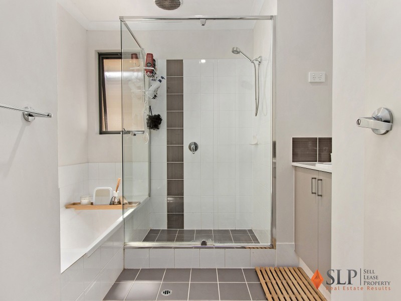 76 Adelong Avenue, Golden Bay WA 6174