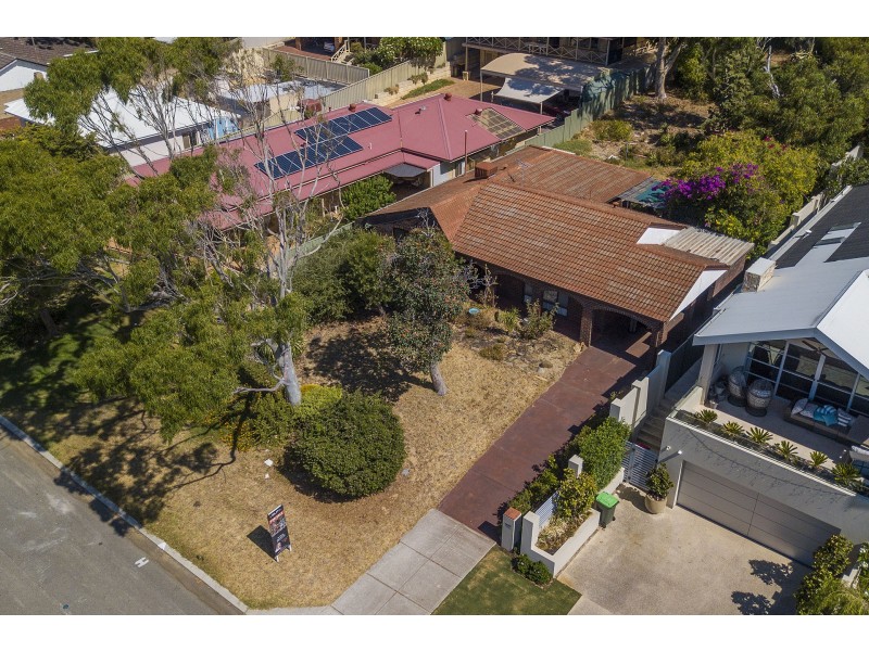 48 Margaret Street, Watermans Bay WA 6020